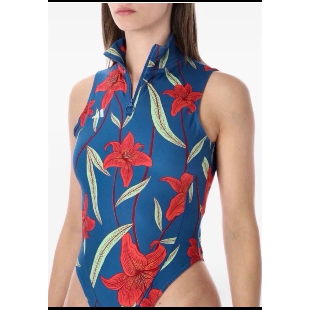 Adidas FARM Rio Bodysuit Large Blue Red Floral Mock Neck new Sleeveless Zip
